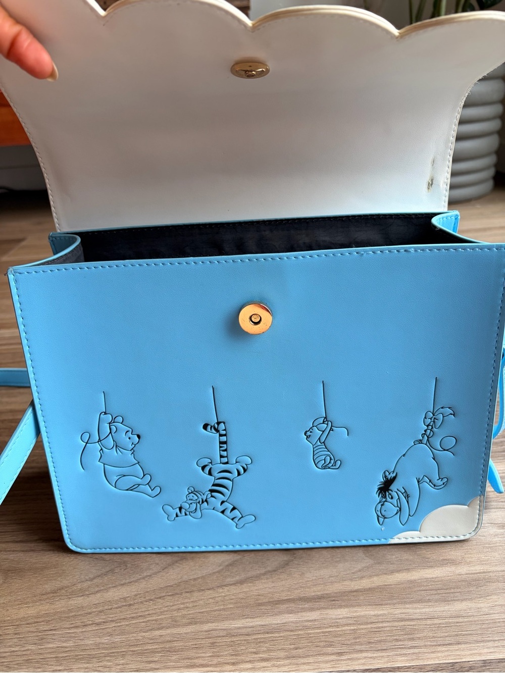 Disney Winnie the Pooh Cross Body - Picture 7 of 11
